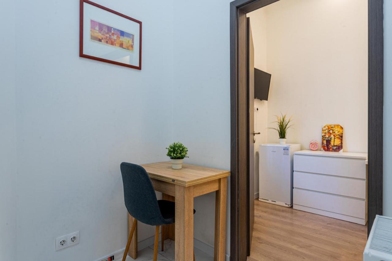 Modernized Condo At Kiraly 51 Budapest Eksteriør bilde